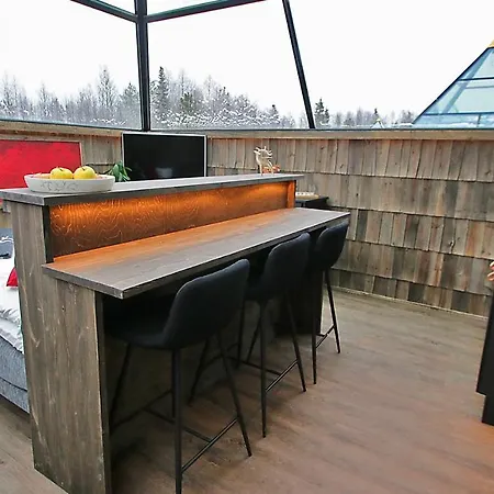 Aurora Pyramid Glass Igloos