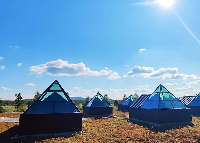 Hotel Aurora Pyramid Glass Igloos